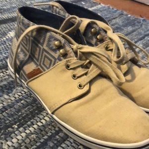 Vans patterned high tops